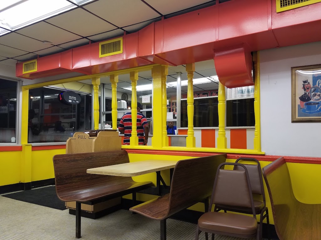 Big Dans Hamburgers | 5925 Massachusetts Ave, Indianapolis, IN 46218, USA | Phone: (317) 547-2254