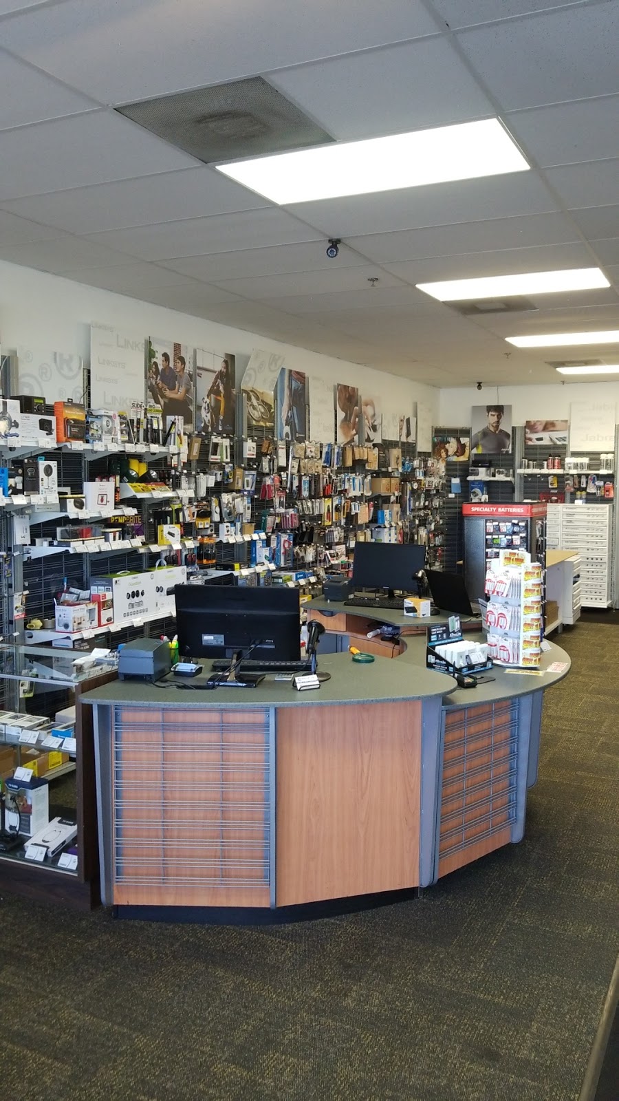 Innovative Electronics - RadioShack | 2410 E, FL-50 B, Clermont, FL 34711, USA | Phone: (352) 394-7401