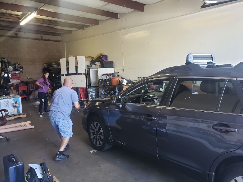 Mobile Auto Glass | 9022 Jeff St, Bellflower, CA 90706 | Phone: (562) 630-2122