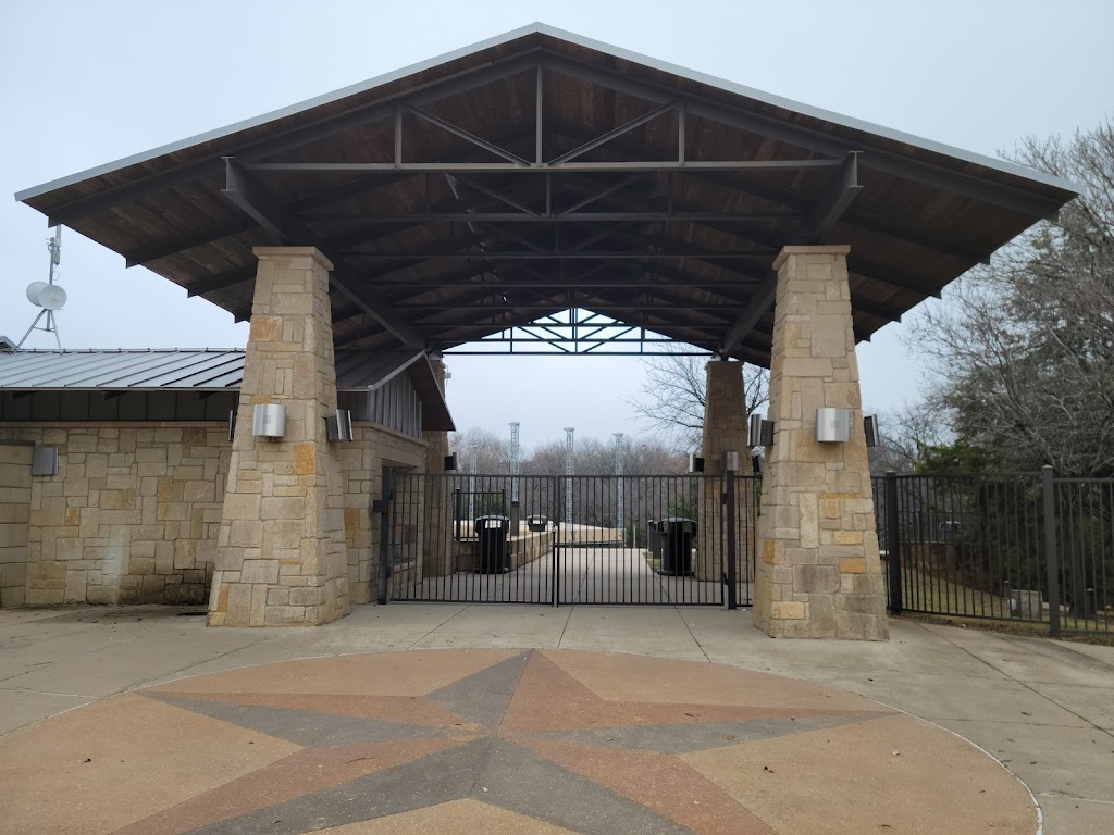 Amphitheater at Oak Point Park | 2801 E Spring Creek Pkwy, Plano, TX 75074, USA | Phone: (972) 941-5600