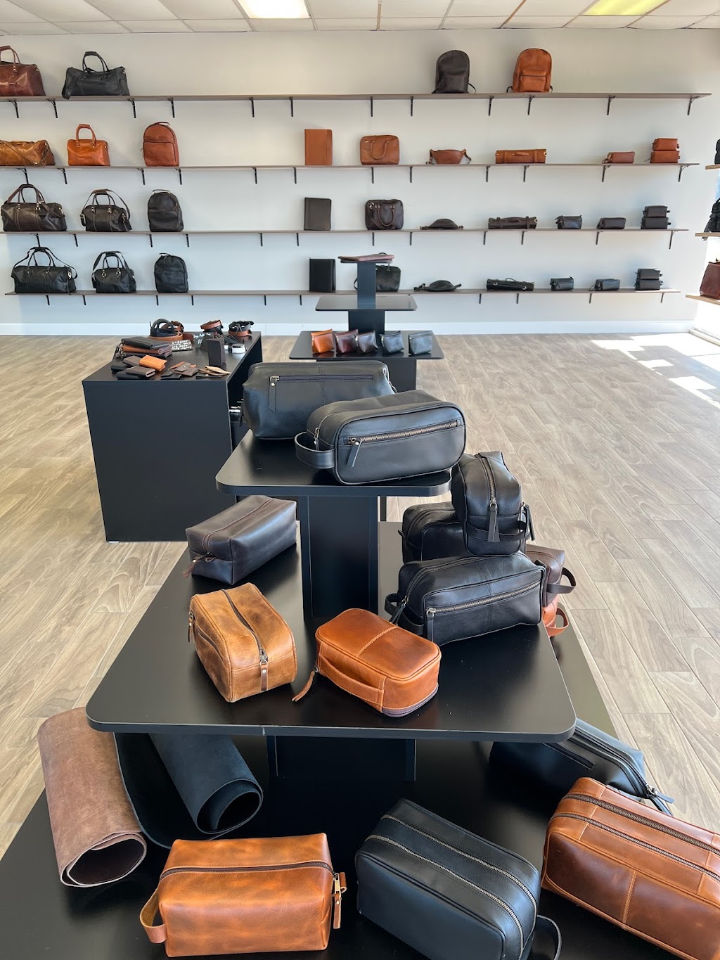 Vellaire Leather | 4925 Avenue H, Rosenberg, TX 77471, USA | Phone: (832) 605-0100