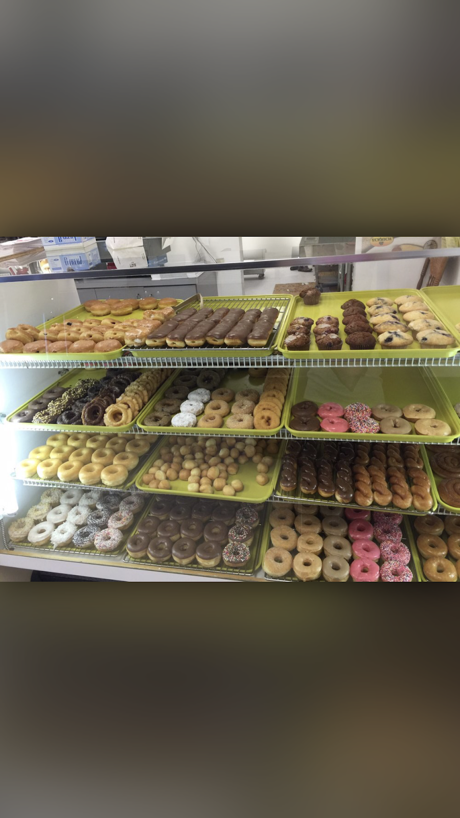 Super Donuts | 14001 Shadow Glen Blvd # E, Manor, TX 78653, USA | Phone: (512) 278-8073