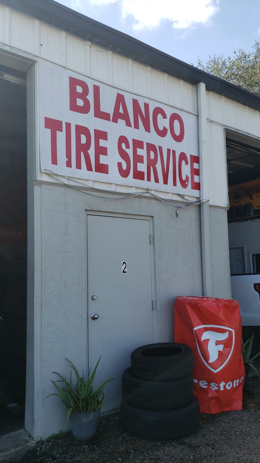 Blanco Tire Service | 2301 9th St E, Bradenton, FL 34208, USA | Phone: (941) 224-0185