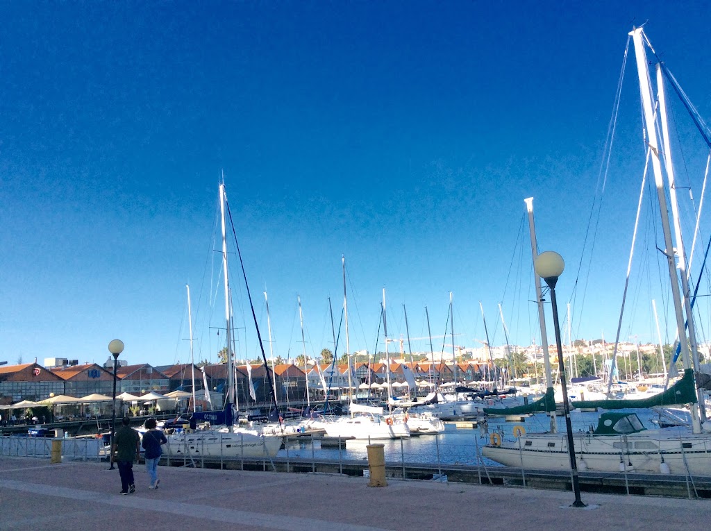Clube de Padel | Doca de Santo Amaro, 1350-353 Lisboa, Portugal | Phone: 21 096 6443