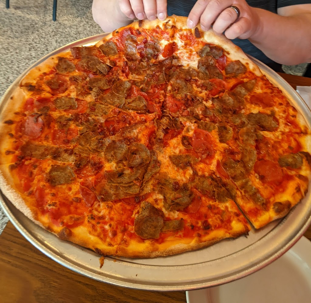 Fratellis Pizzeria | 6890 Tylersville Rd, West Chester Township, OH 45069, USA | Phone: (513) 777-5061