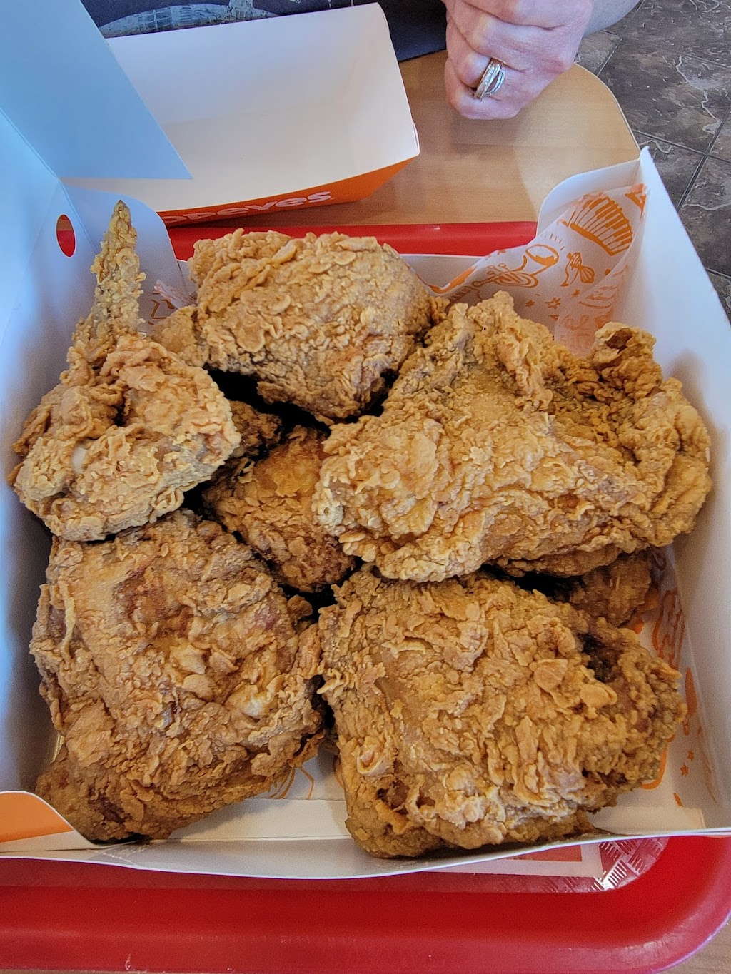 Popeyes Louisiana Kitchen | 1030 W University Ave, Georgetown, TX 78626, USA | Phone: (512) 688-5024