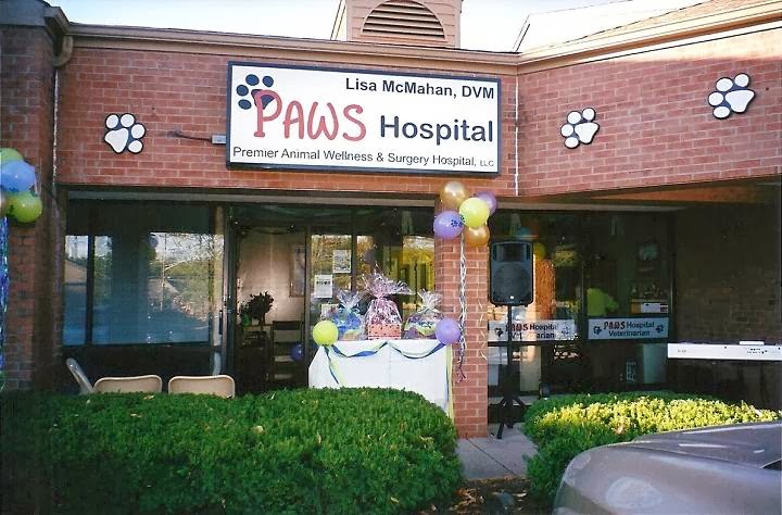 PAWS Hospital - Dr. Lisa McMahan | 11906 Montgomery Rd, Cincinnati, OH 45249, USA | Phone: (513) 697-9003