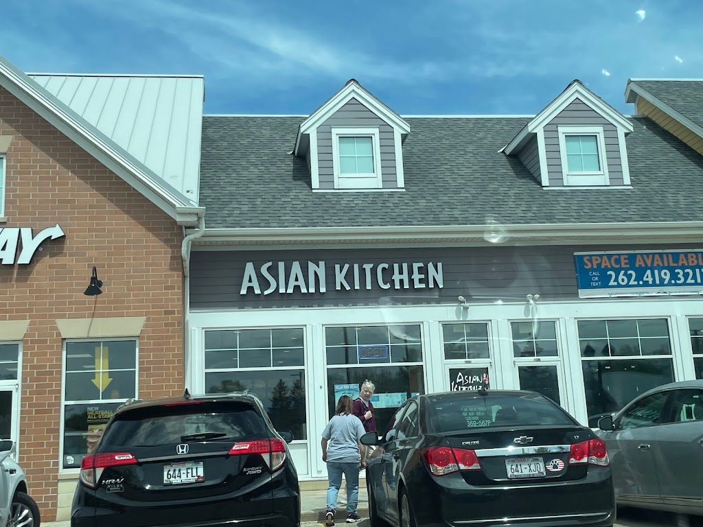 Asian Kitchen | 3061 Village Square Dr, Hartland, WI 53029, USA | Phone: (262) 369-5678