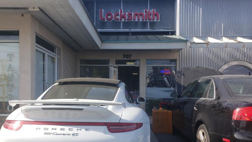 Akw locksmith | 707 S Atlantic Blvd, Alhambra, CA 91803, USA | Phone: (909) 787-5888