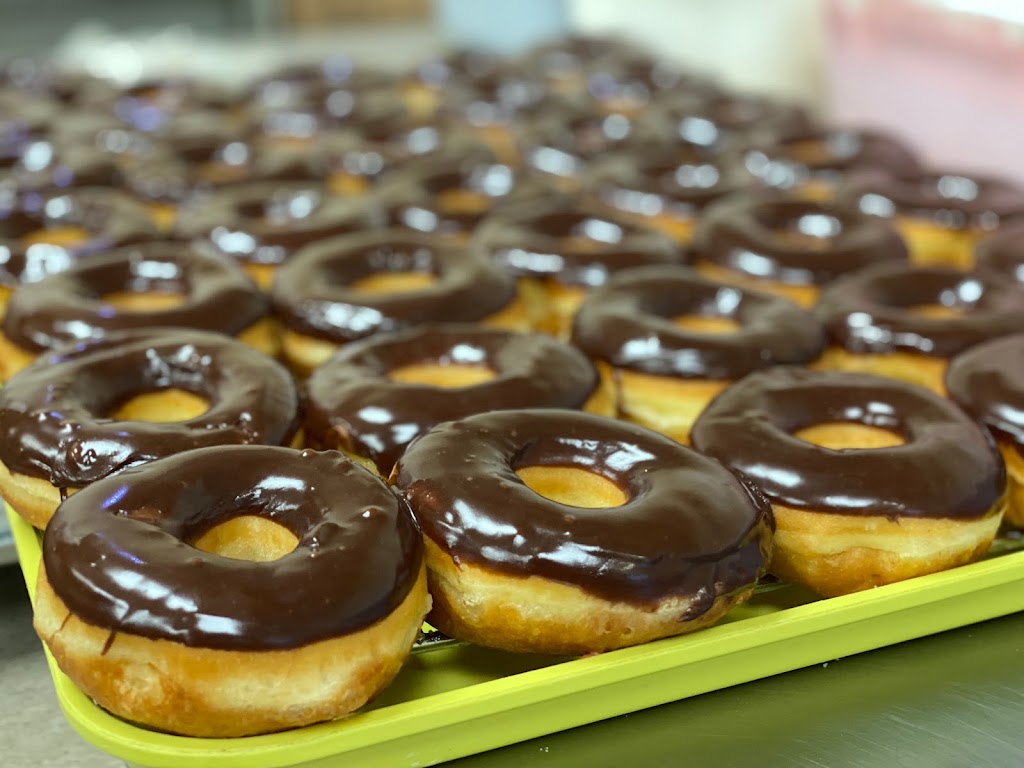 Grand donuts | 2800 S Bagdad Rd suite c, Leander, TX 78641, USA | Phone: (512) 528-1332