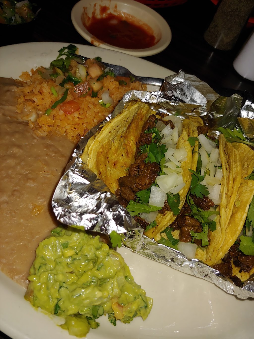Albertos Mexican Grill | 2529 Calhoun St, Fort Wayne, IN 46807, USA | Phone: (260) 456-5178