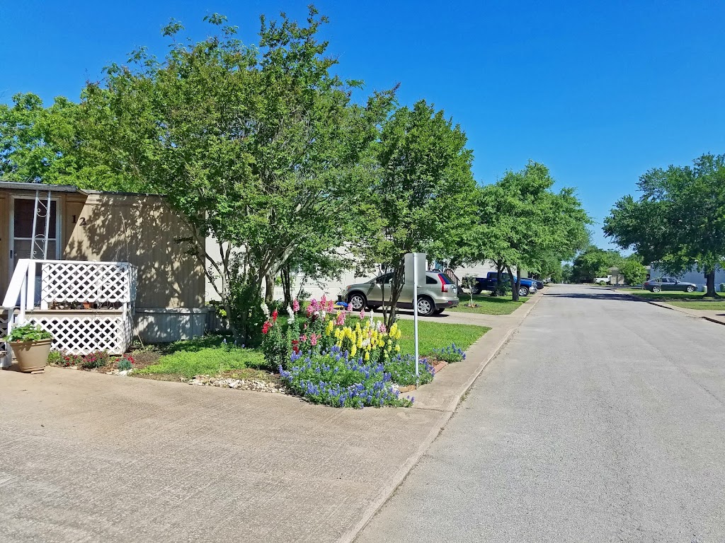 Forest Oaks Village | 724 Farm to Market 1626, Austin, TX 78748, USA | Phone: (512) 282-7188