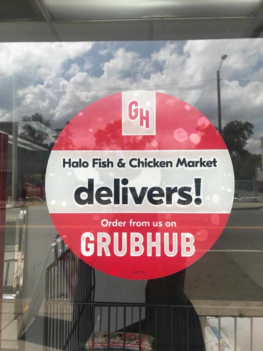Halo Fish & Chicken Market | 114 W Seven Mile Rd, Detroit, MI 48203, USA | Phone: (313) 305-4165