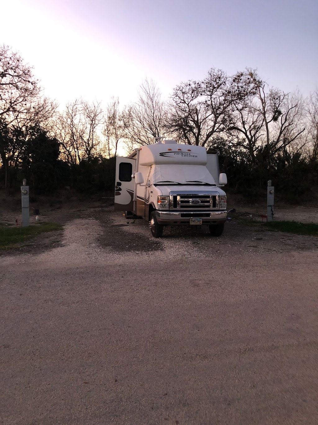 Beeville RV Park | 610 N Archer St, Beeville, TX 78102, USA | Phone: (361) 354-5186