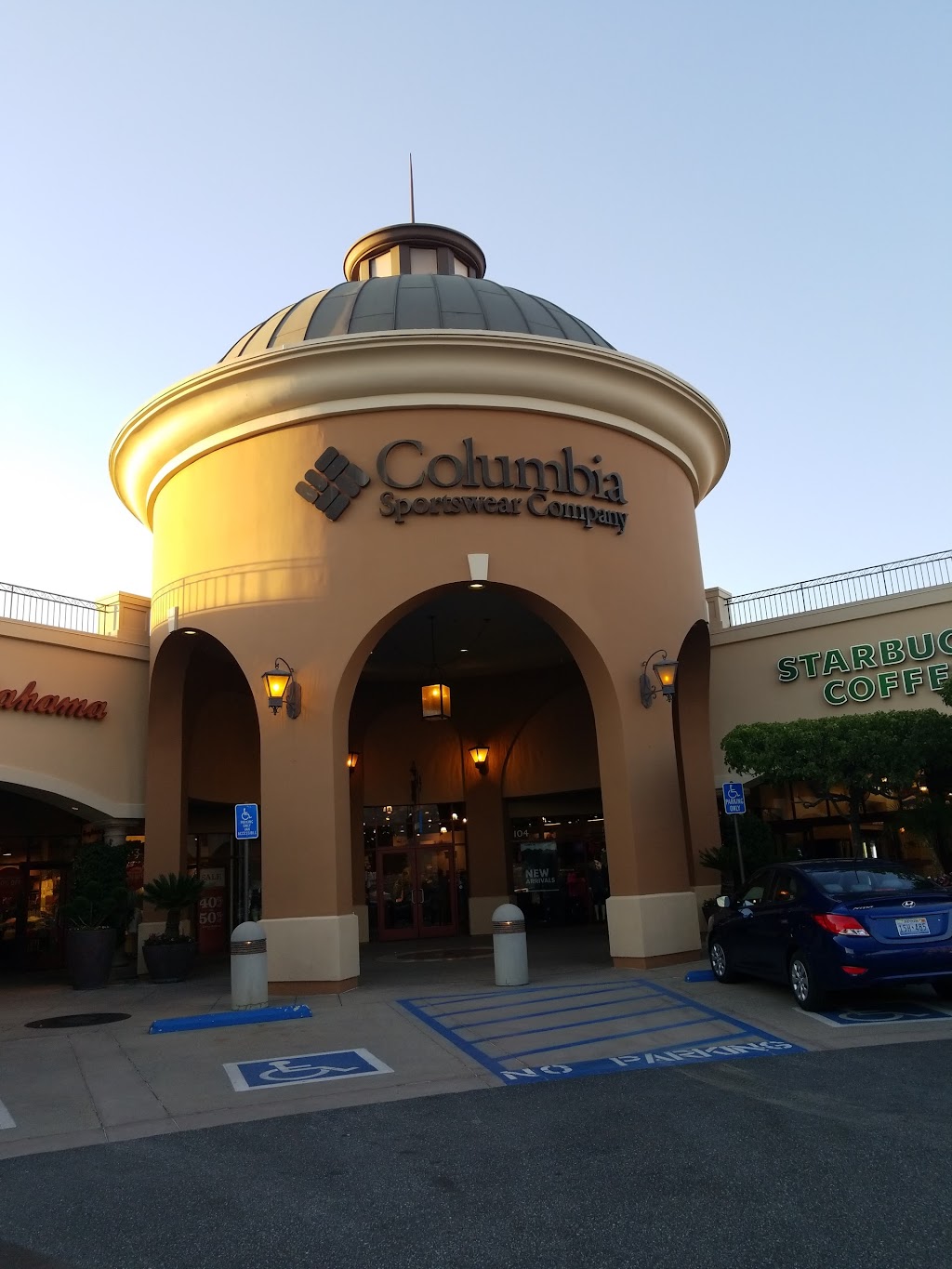 Columbia Factory Store | 48750 Seminole Dr Ste 104, Cabazon, CA 92230, USA | Phone: (951) 922-9575