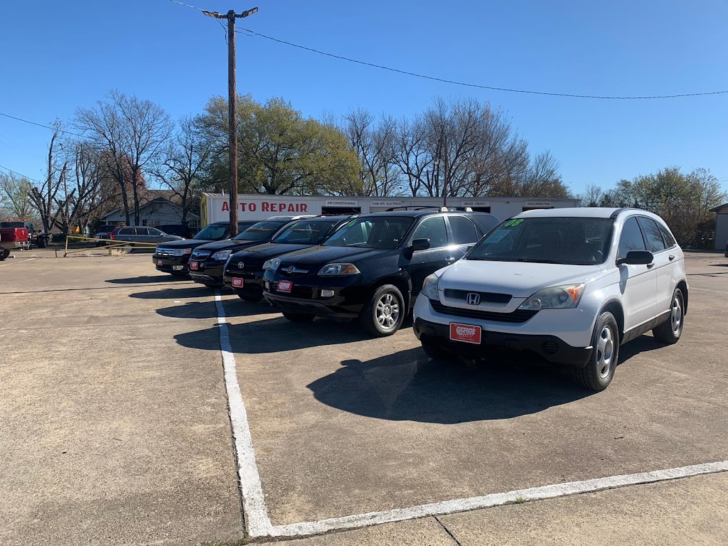 GIGANTE AUTO GROUP,LLC | 906 E Moore Ave, Terrell, TX 75160, USA | Phone: (214) 741-4233