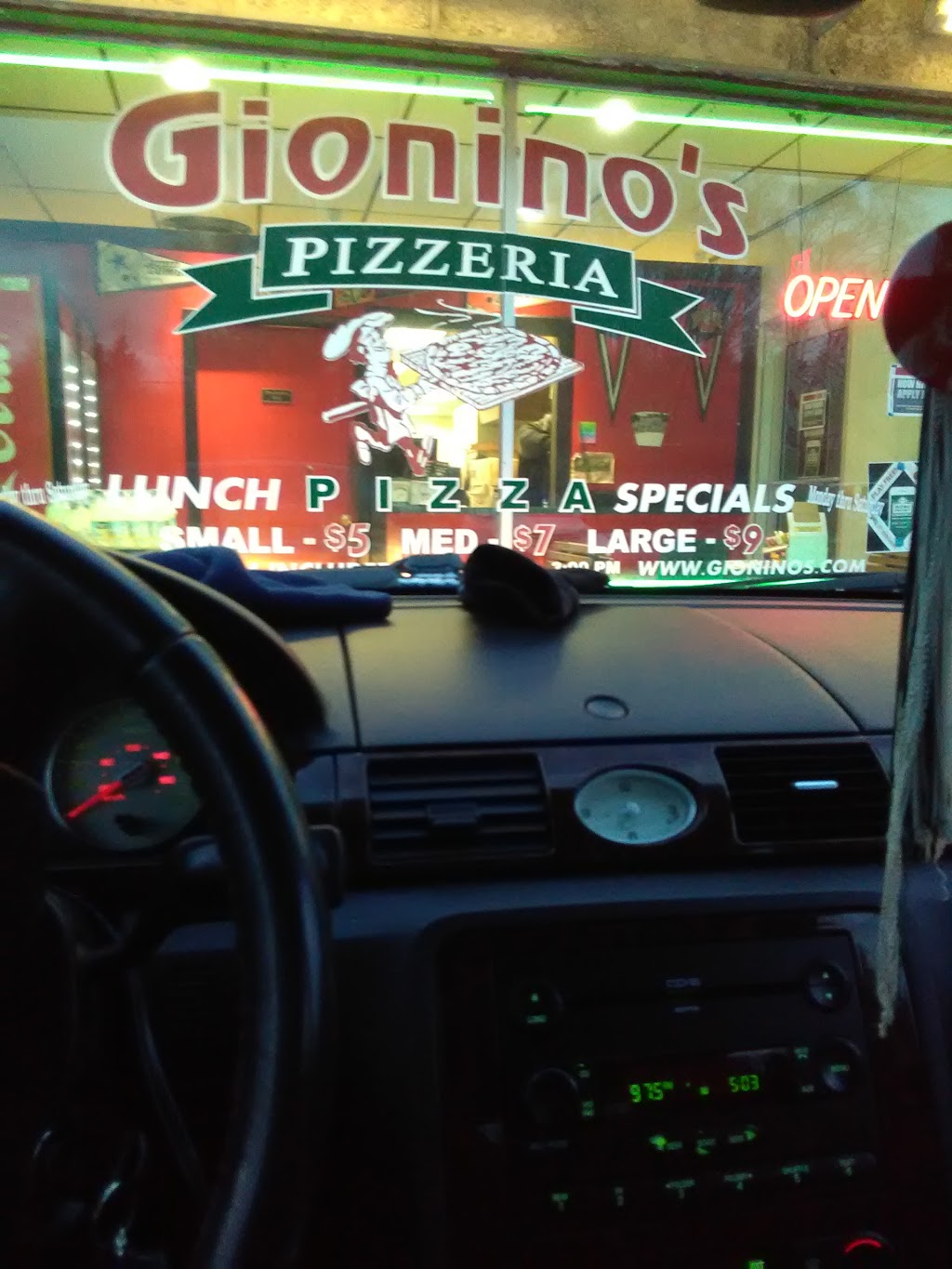 Gioninos Pizzeria | 9750 Olde 8 Rd, Northfield, OH 44067, USA | Phone: (330) 468-6499