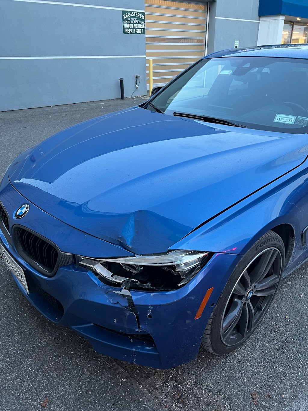BMW of Freeport Collision Center | 153 E Merrick Rd, Freeport, NY 11520, USA | Phone: (866) 853-5425