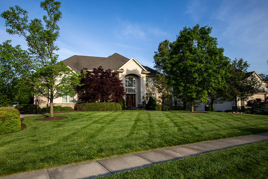 Ziehler Lawn Care | 1045 E Centerville Station Rd, Centerville, OH 45459, USA | Phone: (937) 312-9575