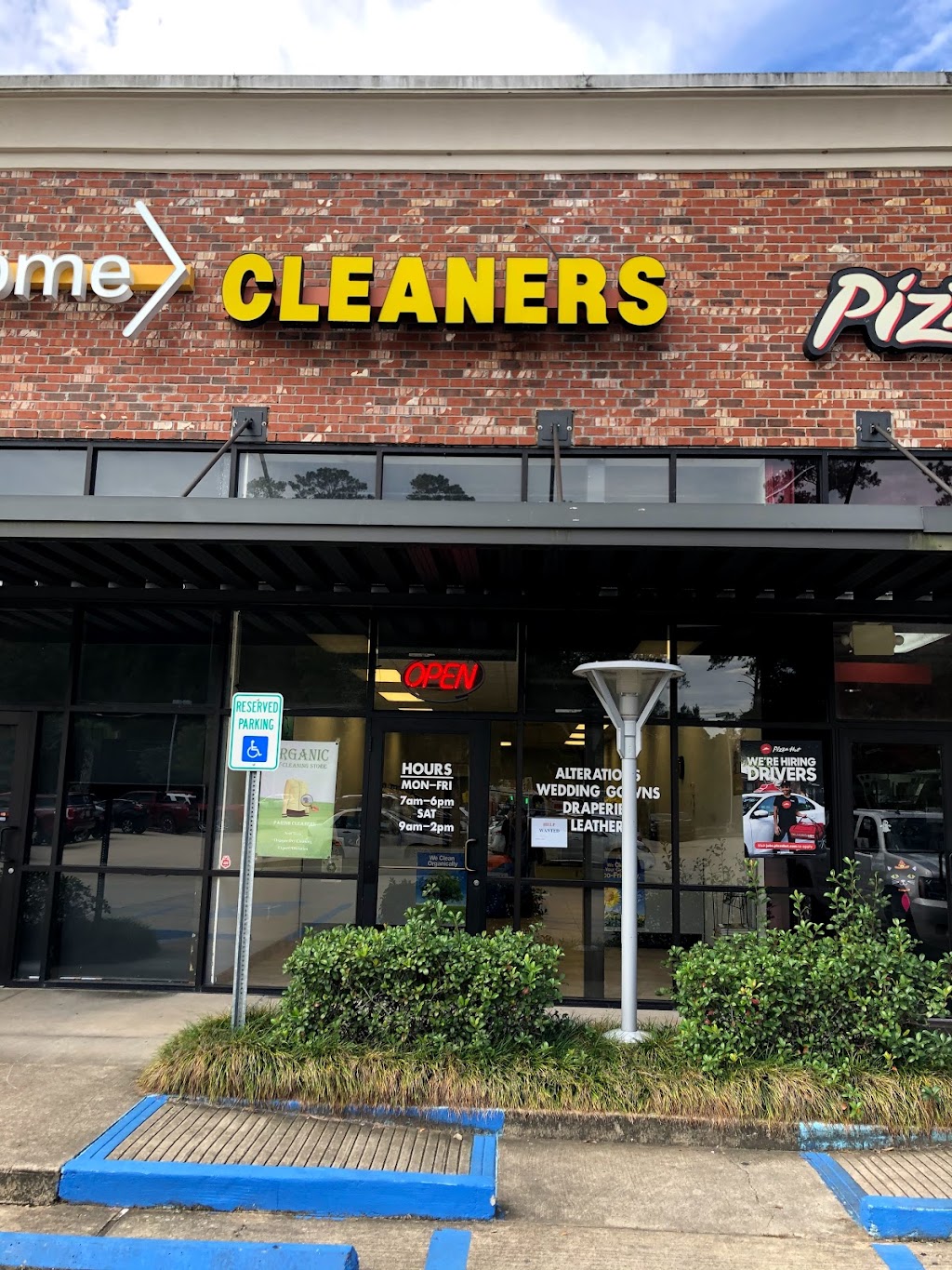 Parish Cleaners | 70325 LA-1077, Covington, LA 70433, USA | Phone: (985) 845-1515