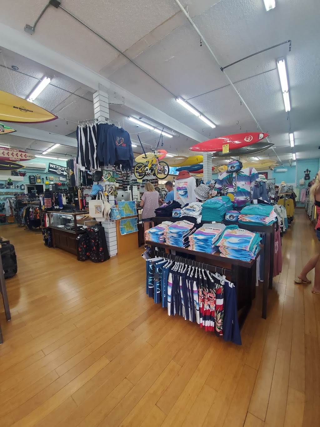 Barnfields Raging Isle Surf | 66-250 Kamehameha Hwy B, Haleiwa, HI 96712, USA | Phone: (808) 637-7797