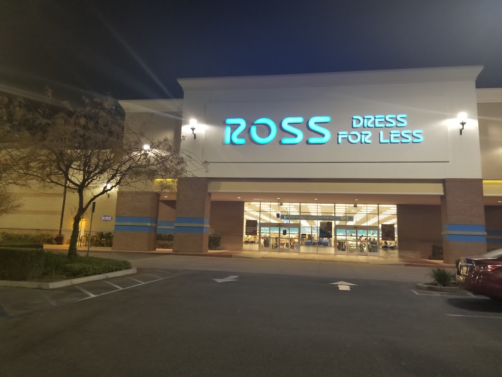 Ross Dress for Less | 5253 Gosford Rd, Bakersfield, CA 93313, USA | Phone: (661) 663-9800