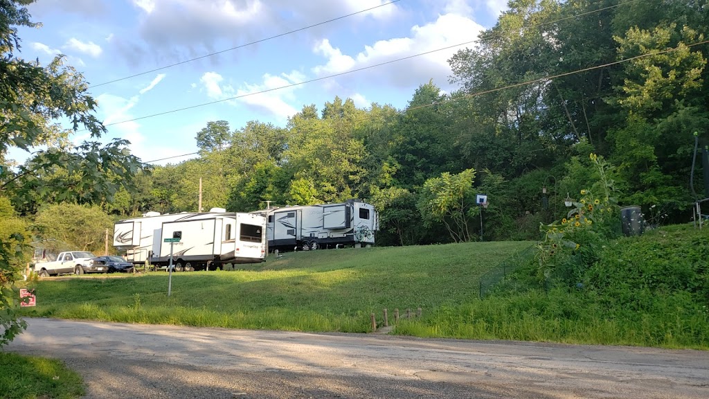 Fairhaven Wv Campground | 2689 SHEPHERDS VALLEY RD, Sheperds Valley Rd, Chester, WV 26034, USA | Phone: (304) 374-5571