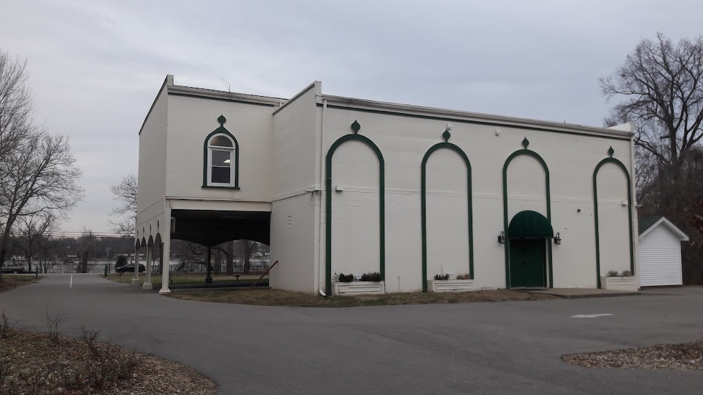 Louisville Islamic Center of Compassion (River Road Mosque) | 4007 River Rd, St Matthews, KY 40207, USA | Phone: (502) 893-9466