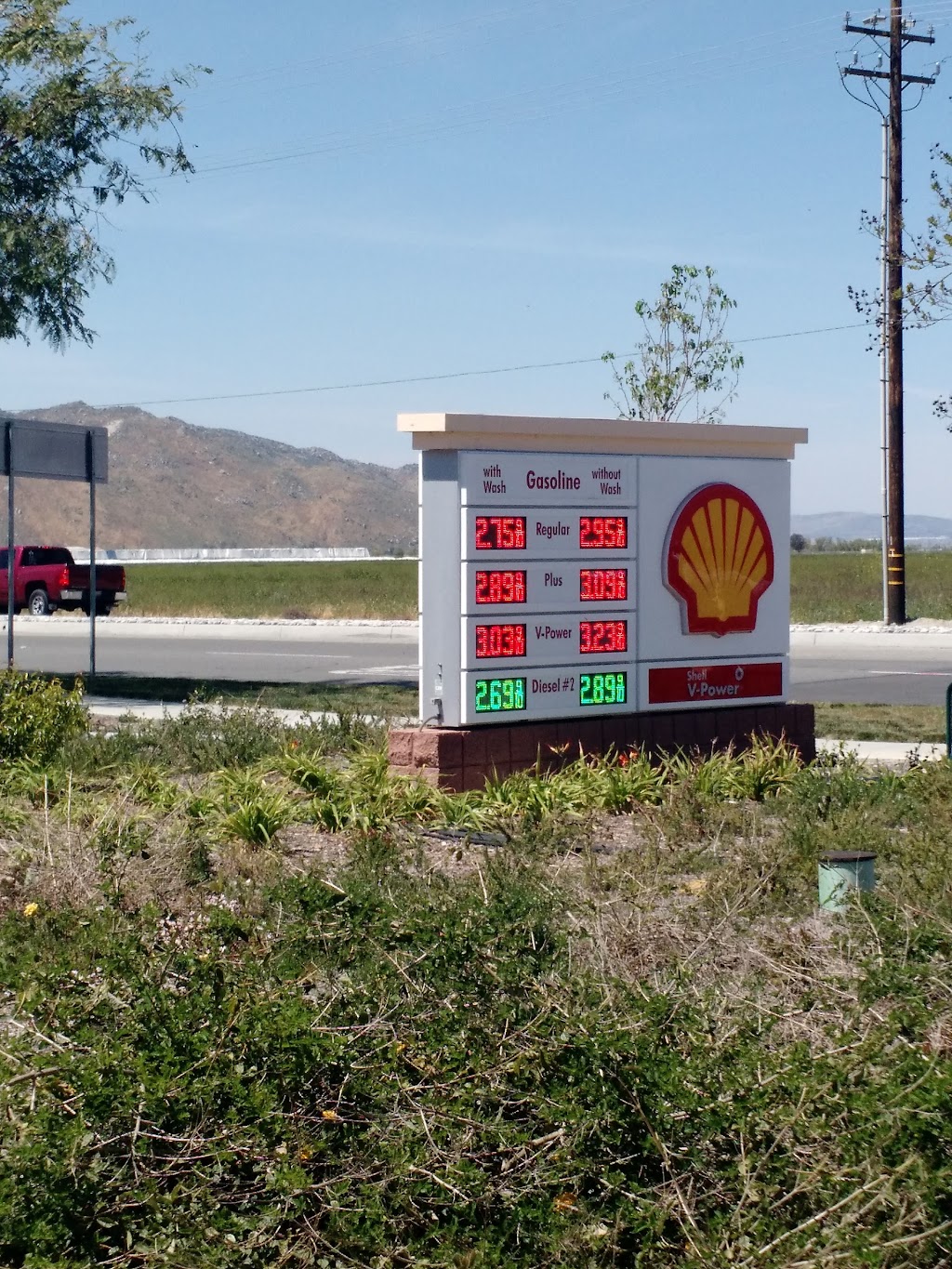 Shell | 106 S Sanderson Ave, San Jacinto, CA 92582, USA | Phone: (951) 487-1461