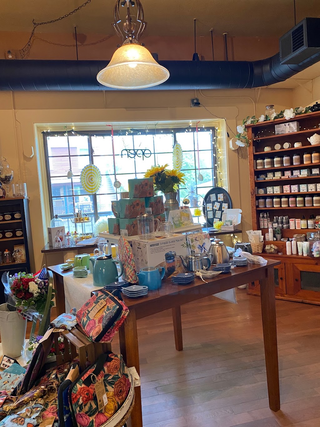 Herbs Make Scents Tea Shop | 4 Maple St, Mendon, MA 01756, USA | Phone: (508) 331-2457