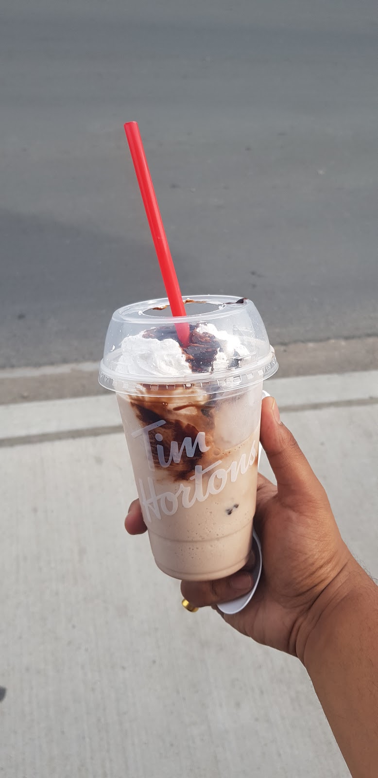 Tim Hortons | 939 Wyandotte St W, Windsor, ON N9A 5C7, Canada | Phone: (519) 253-7973