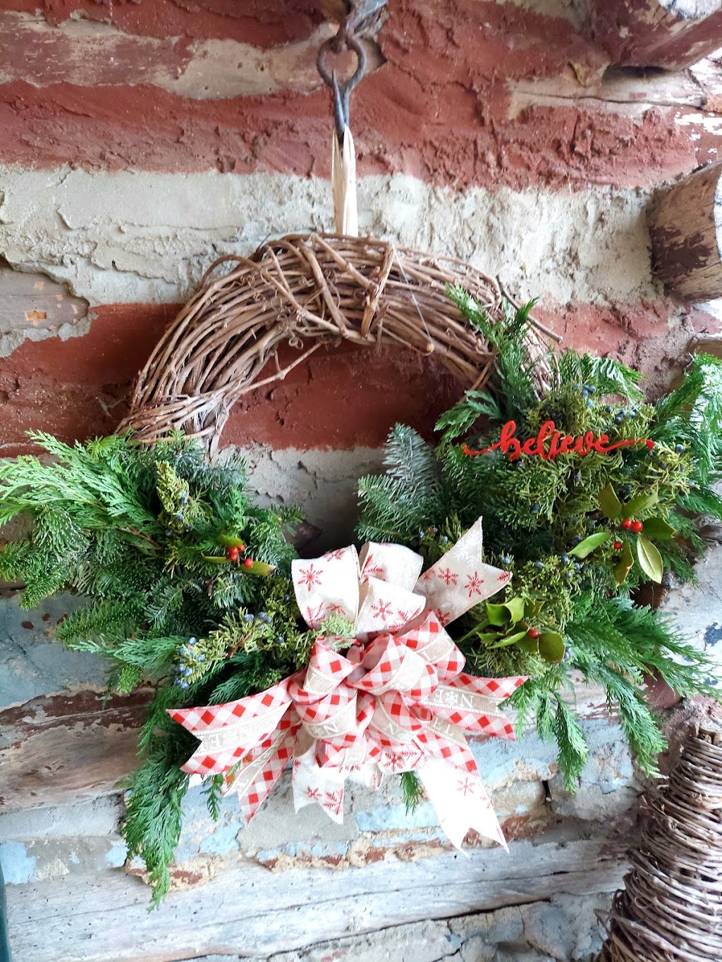 Carries Wreaths | 11479 Smoky Row Rd, Georgetown, OH 45121, USA | Phone: (937) 515-3596