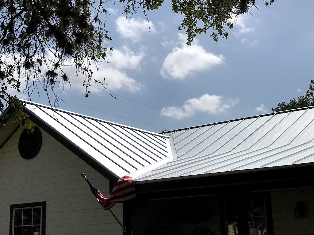 Spring Branch Roofing | 5034 Apache Moon, Spring Branch, TX 78070, USA | Phone: (830) 302-9878