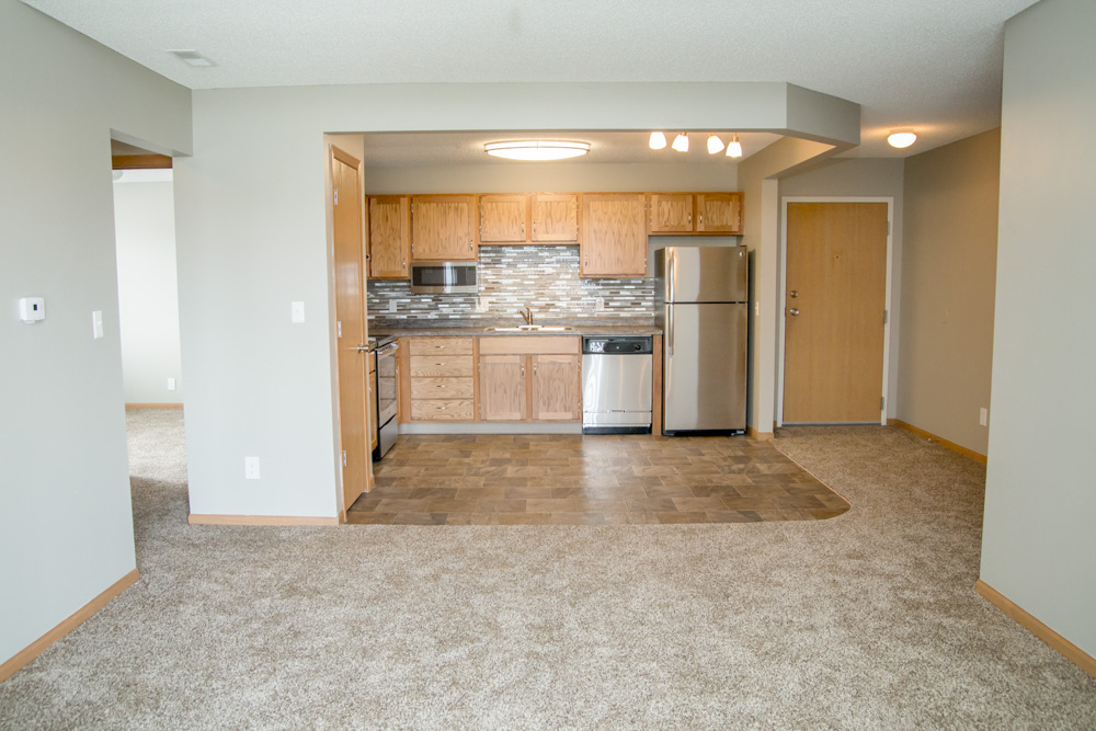 Highland View Apartments | 4441 N 1st St, Lincoln, NE 68521, USA | Phone: (402) 436-3483