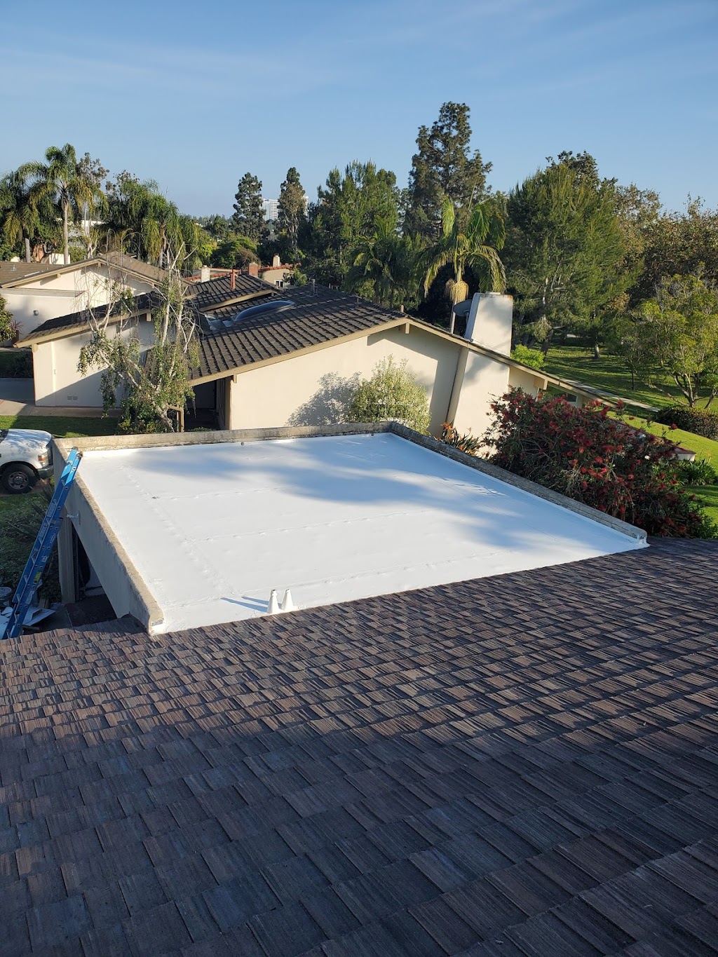 Hoyt Roofs, Inc. | 1809 N Orangethorpe Park, Anaheim, CA 92801, USA | Phone: (714) 773-1820
