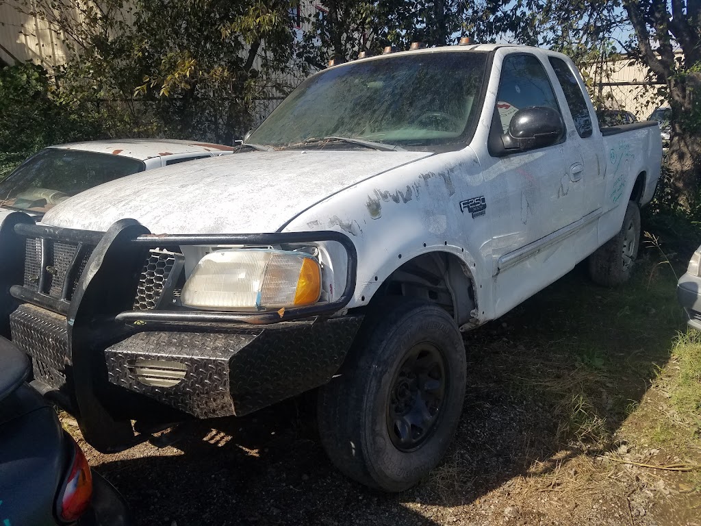 JJ Auto Salvage | Photo 10 of 10 | Address: 7250 Mansfield Hwy, Kennedale, TX 76060, USA | Phone: (817) 478-3561