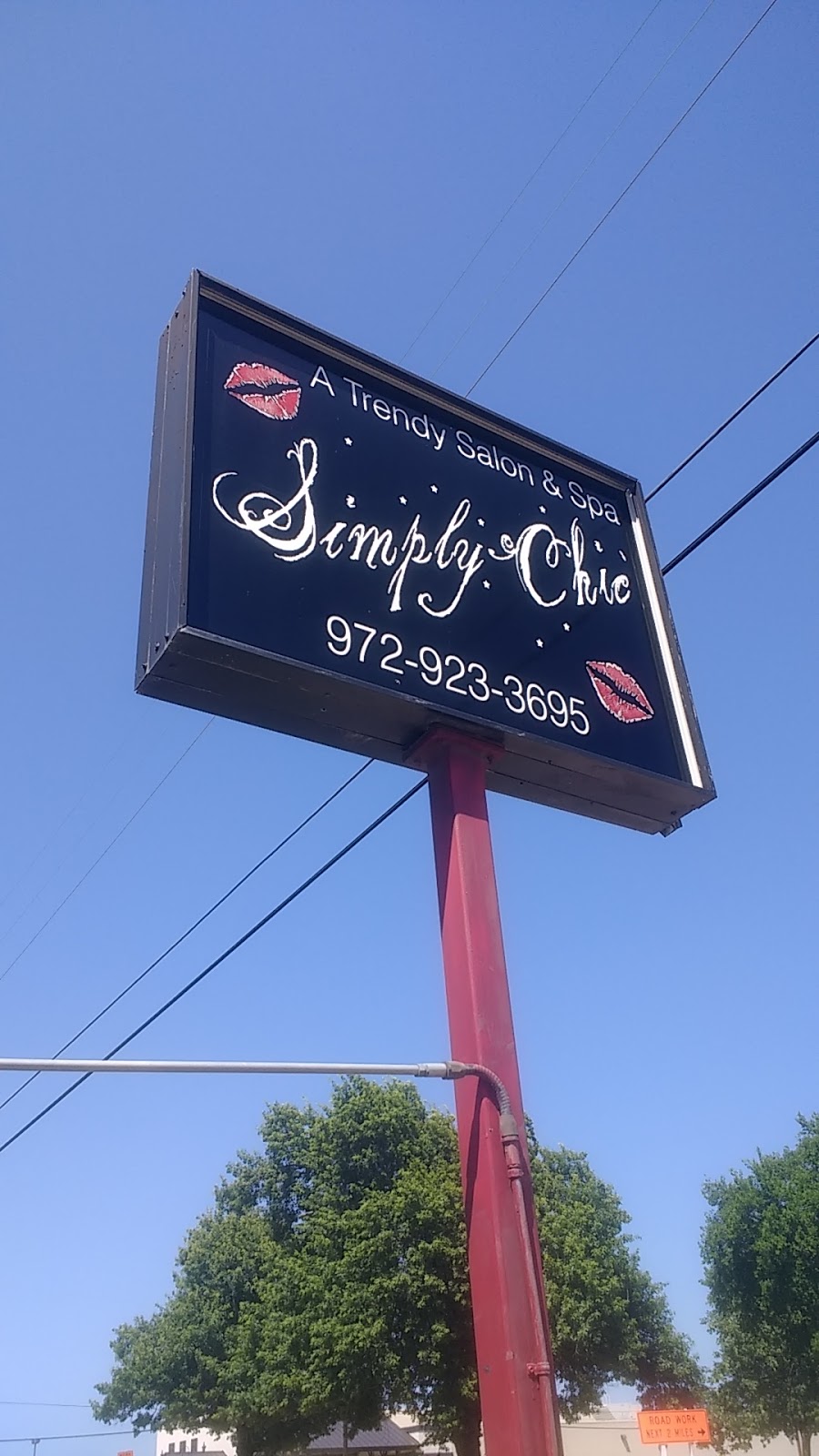 Simply Chic | 1300 W Main St, Waxahachie, TX 75165, USA | Phone: (972) 923-3695