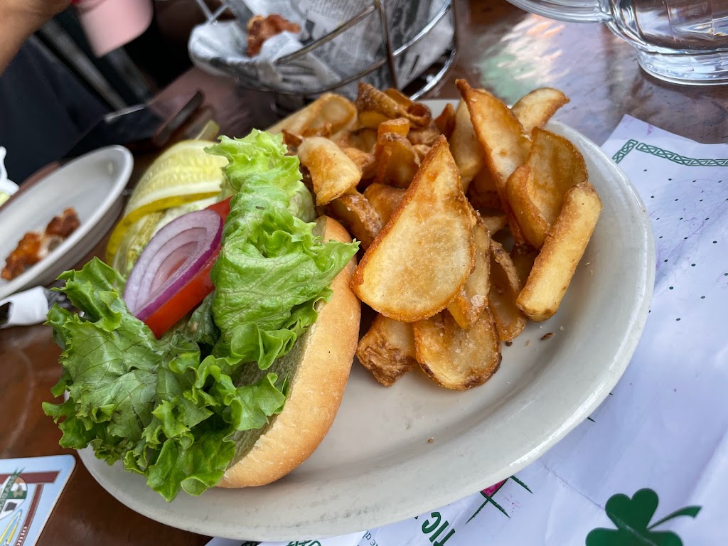Hooligans Irish Pub | 421 Co Rd 215, Put-In-Bay, OH 43456, USA | Phone: (419) 285-8000