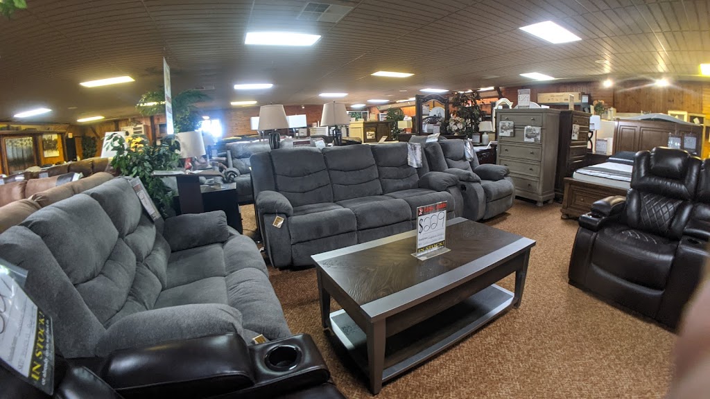 Cash & Carry Furniture Warehouse | 3800 W Washington St, West Bend, WI 53095 | Phone: (262) 338-1097