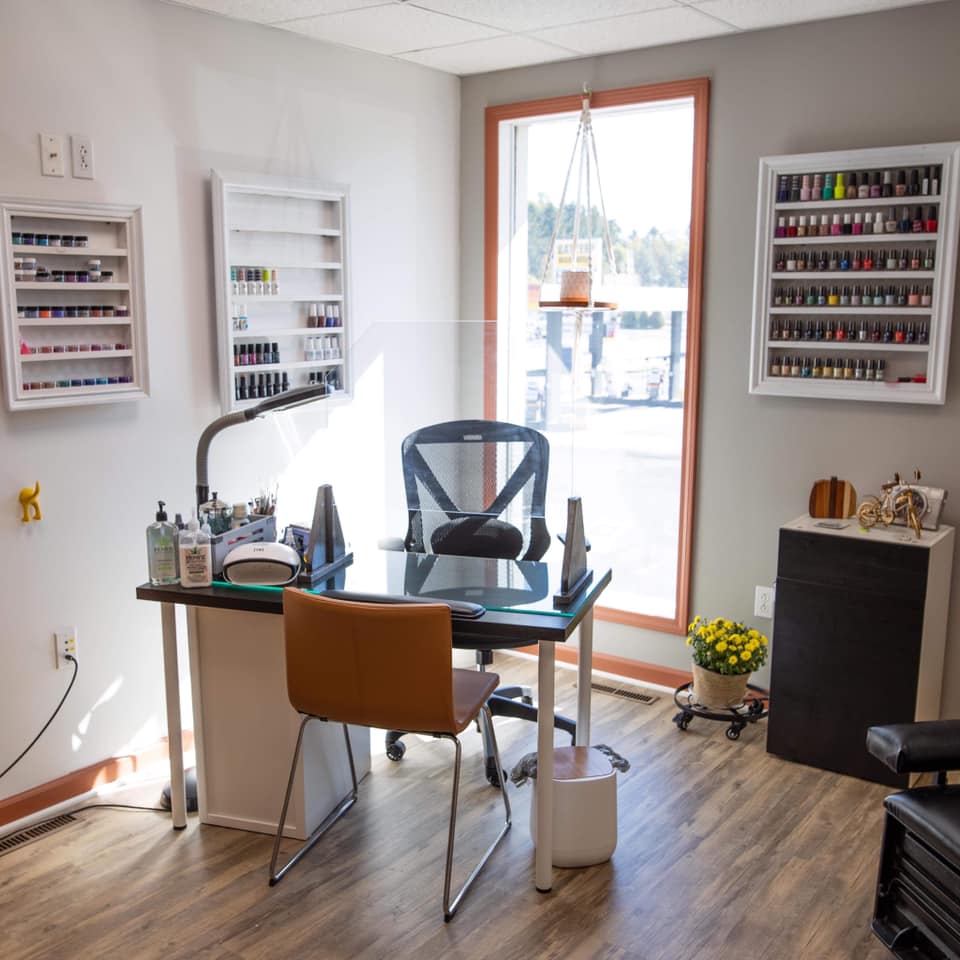 Two Alike Salon | 13633 US-422 Suite H, Kittanning, PA 16201, USA | Phone: (724) 919-8283