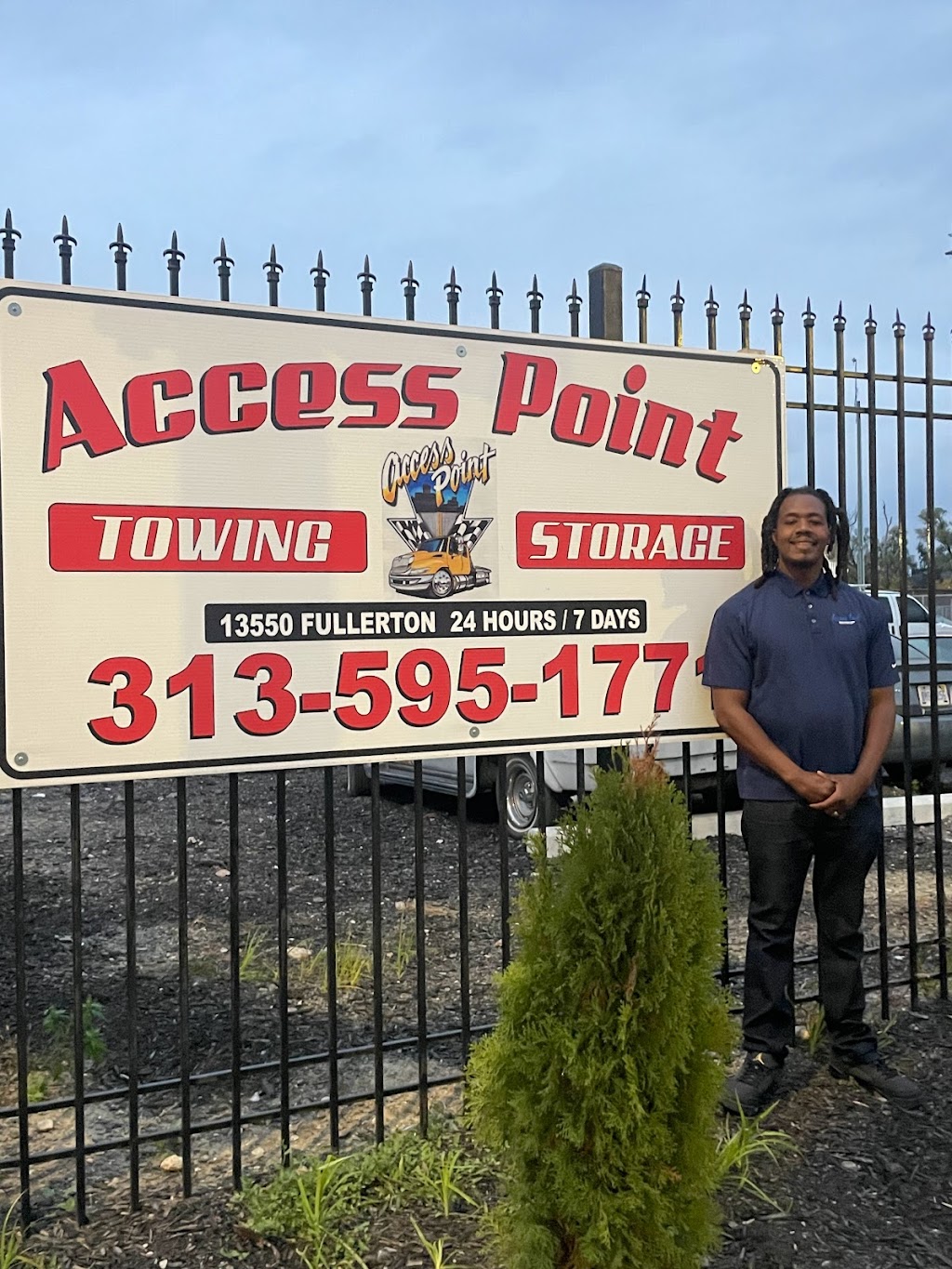 Access Point Towing | 13550 Fullerton Ave, Detroit, MI 48227, USA | Phone: (313) 595-1771