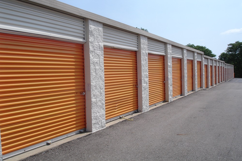 Public Storage | 2100 W Utica Rd, Shelby Township, MI 48317 | Phone: (586) 799-3555