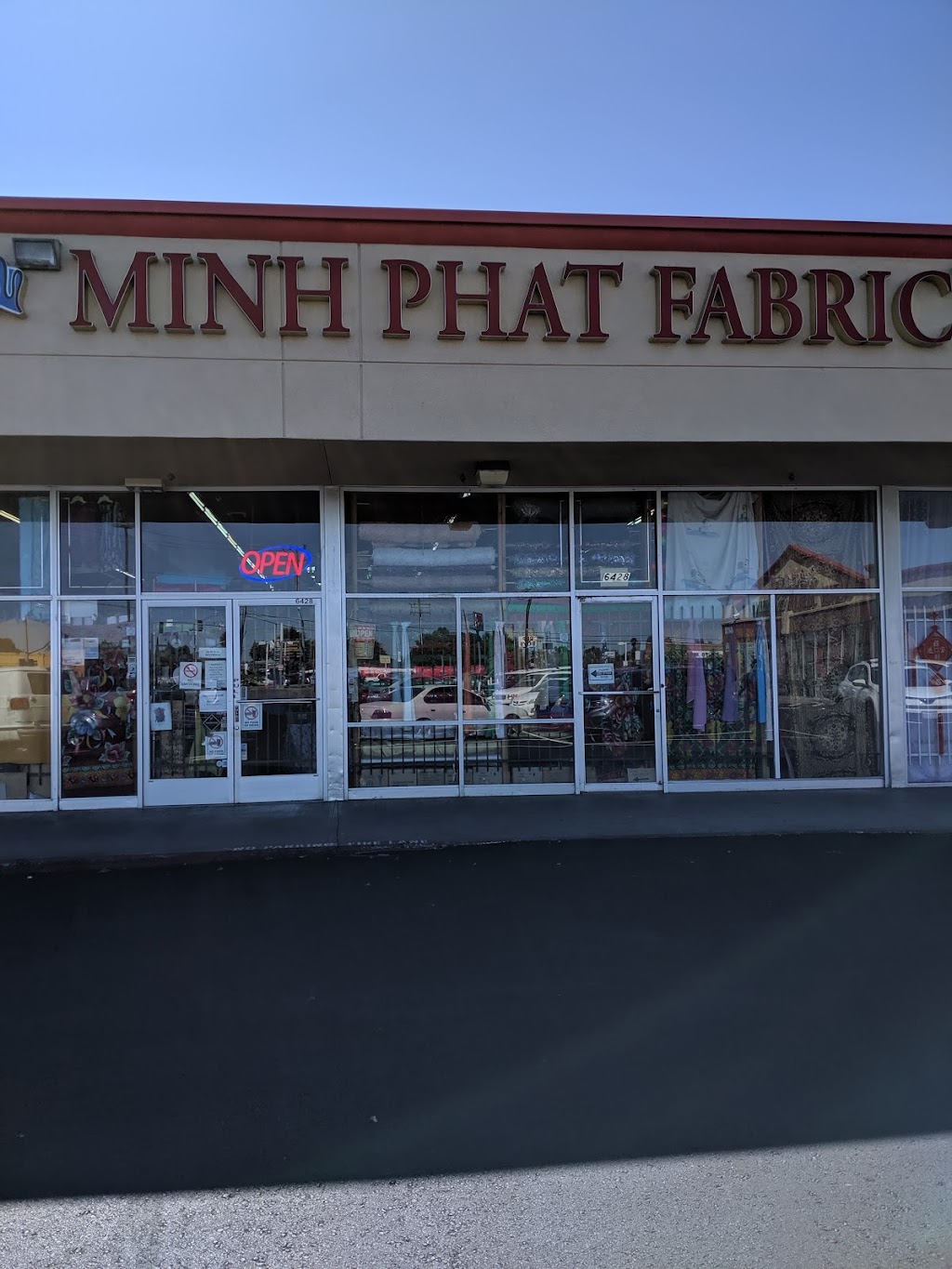 Minh Phat Fabric | 6428 Stockton Blvd, Sacramento, CA 95823, USA | Phone: (916) 391-2288