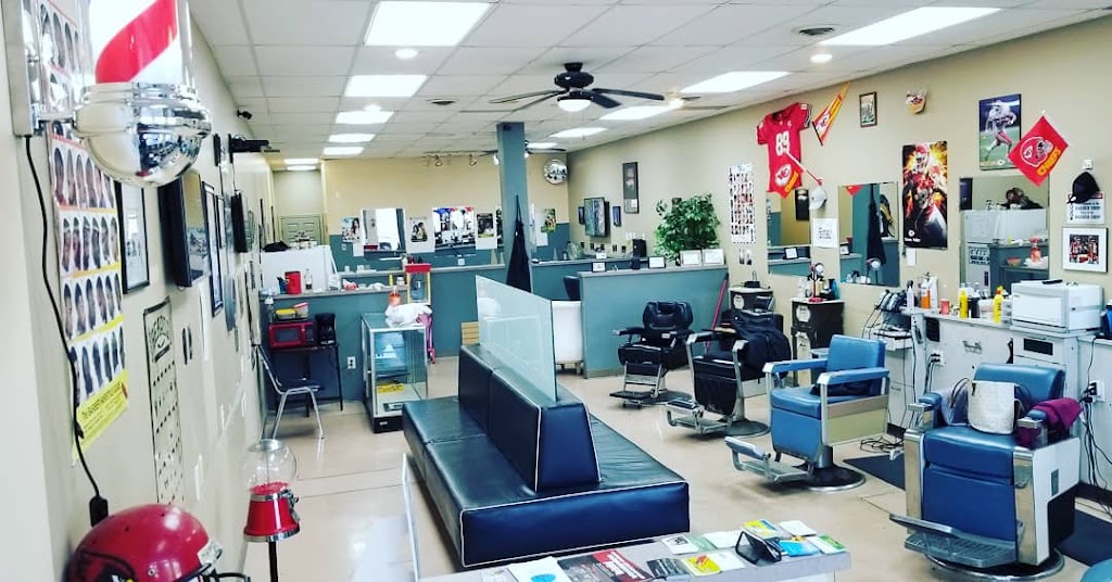 Cuttys barber & Hair design LLC | 6150 Raytown Trafficway, Raytown, MO 64133, USA | Phone: (816) 886-0342