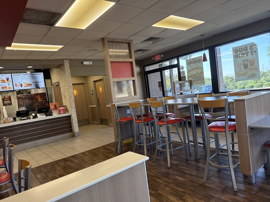 Burger King | 100 River Oaks Cove, Georgetown, TX 78626, USA | Phone: (737) 240-3500