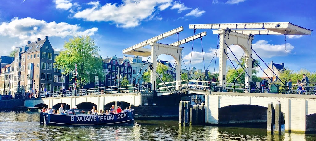 BoatAmsterdam.Com | Canal Cruises | Nieuwe Herengracht 1, 1011 RJ Amsterdam, Netherlands | Phone: 06 46661001