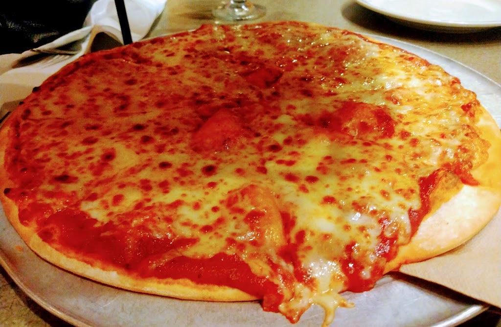 LaRosas Pizza Dry Ridge | 96 Blackburn Ln, Dry Ridge, KY 41035, USA | Phone: (513) 347-1111