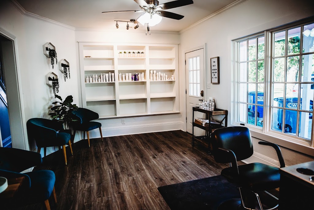 The Pink House Salon | 306 E Broadway St, Prosper, TX 75078, USA | Phone: (469) 296-8447