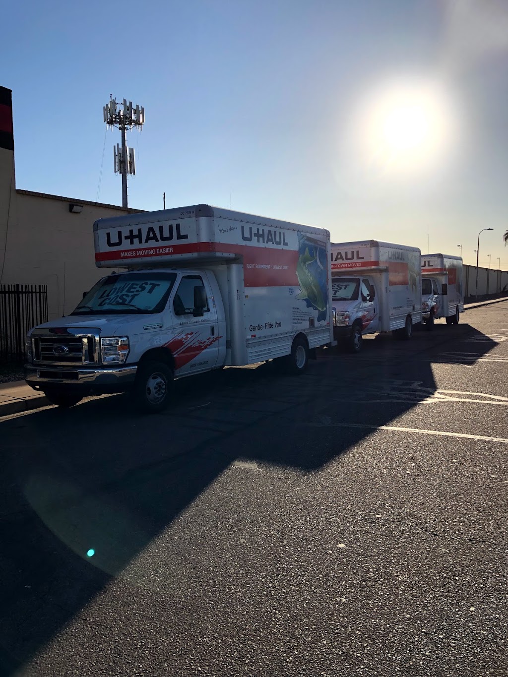 Glendale Self-Storage and U-Haul | 7048 N 43rd Ave, Glendale, AZ 85301 | Phone: (623) 247-4808