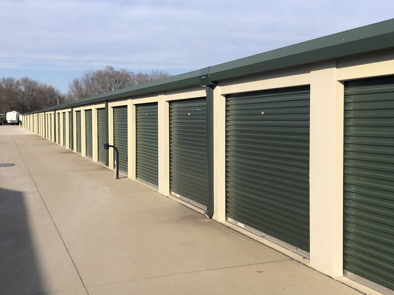 Metro East Mini-Storage | 5141 Chain of Rocks Rd, Edwardsville, IL 62025, USA | Phone: (618) 656-1200